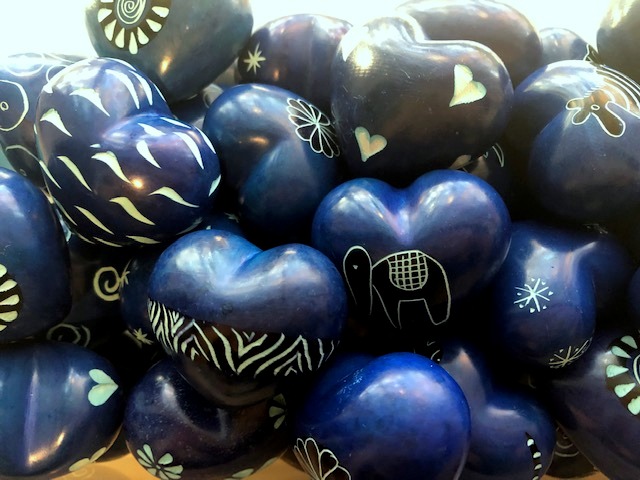 Gratitude & Hugging is Essential to our Health &&nbsp;Happiness.